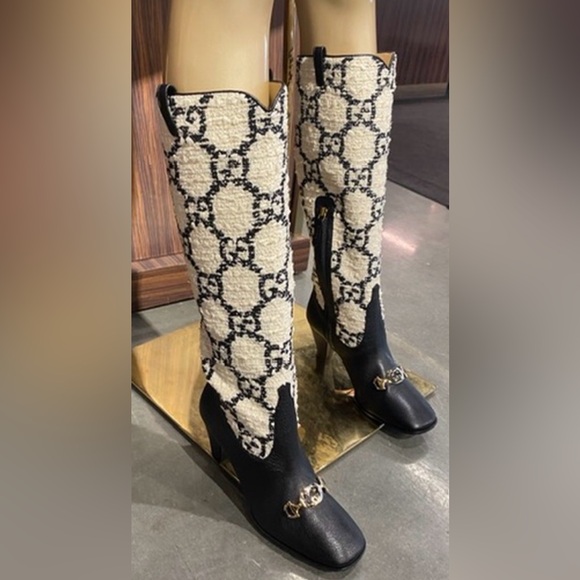 Gucci Shoes - Elegant Black and Cream Women's GUCCI Boots. Brand New Never Worn. Size 39